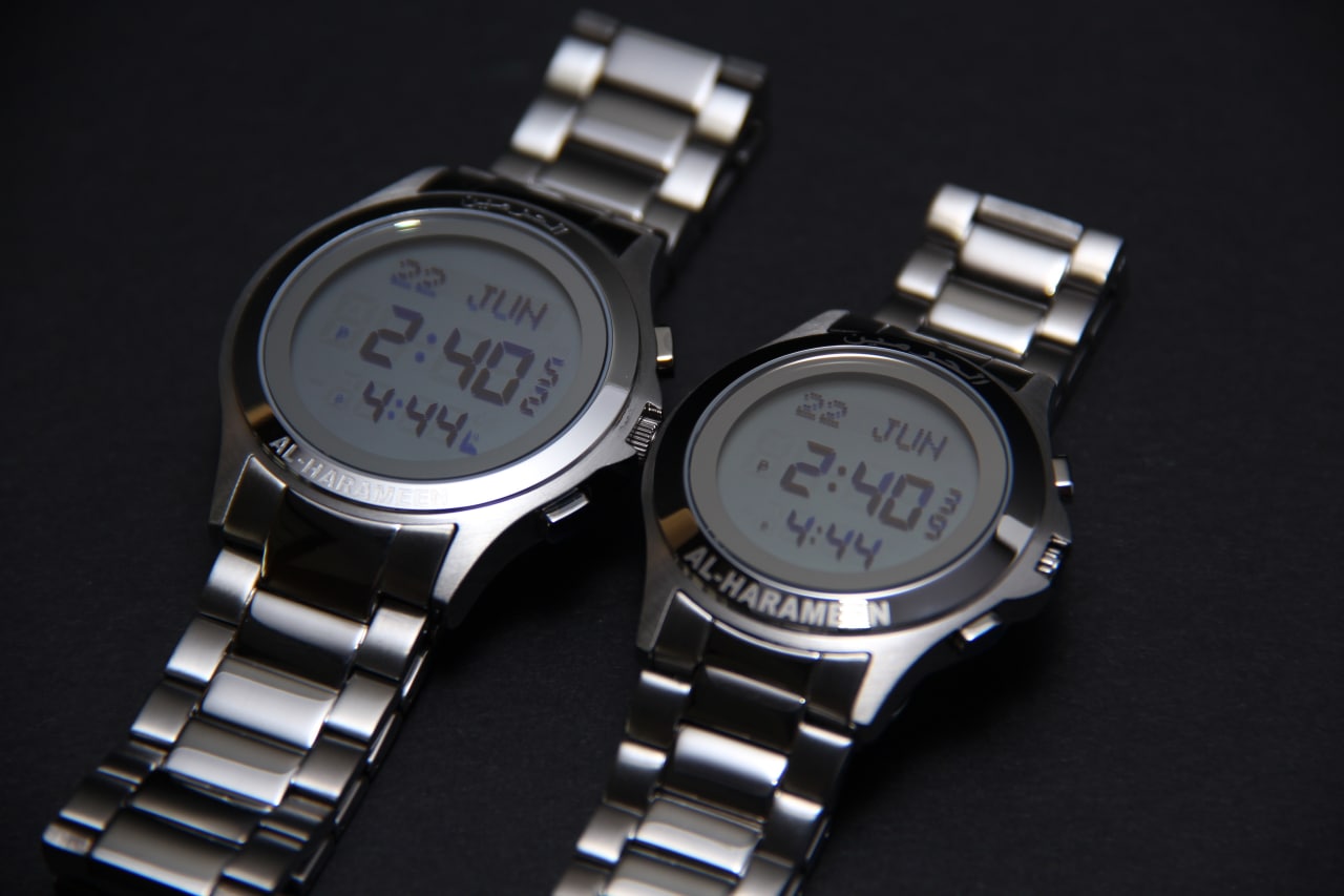 JAM TANGAN KIBLAT  HARAMEEN STAINLESS STEEL